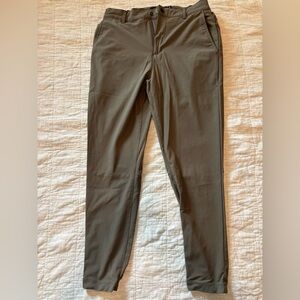 Cuts Clothing. AO Jogger. Canyon. Medium.